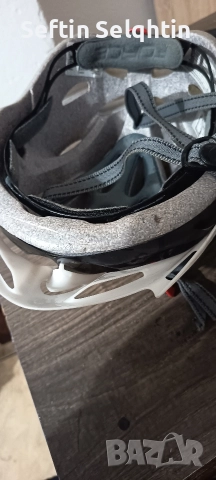 Каска за колело , снимка 3 - Аксесоари за велосипеди - 52795357