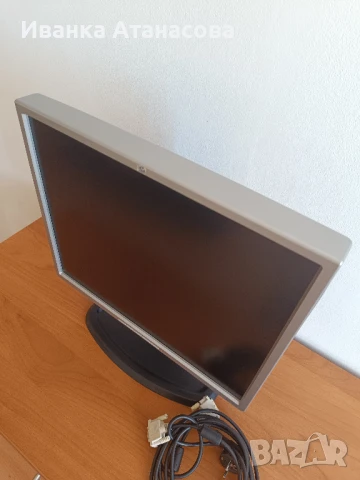 Монитор HP L1955 19 -инчов LCD с кабел, снимка 3 - Монитори - 50952651