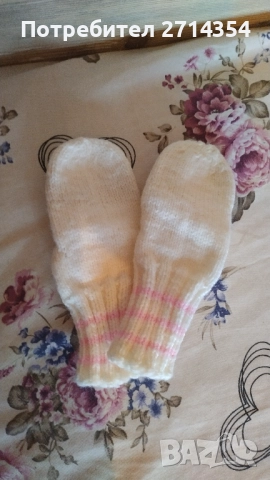 Ръчно плетени чорапи и терлици , снимка 2 - Чорапи - 51985201