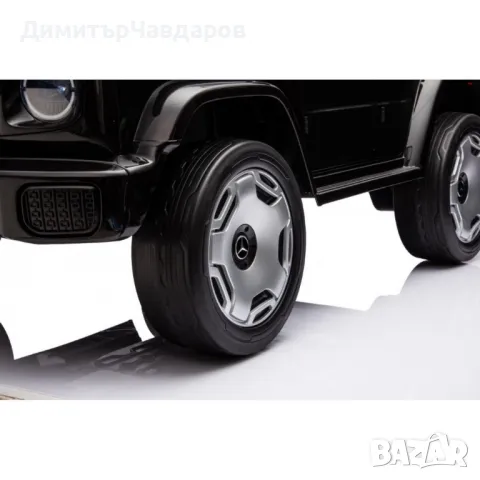 Акумулаторен джип Mercedes EQG Electric G-Class 12V с отварящи се врати меки гуми 4x4, снимка 13 - Електрически играчки - 48720900