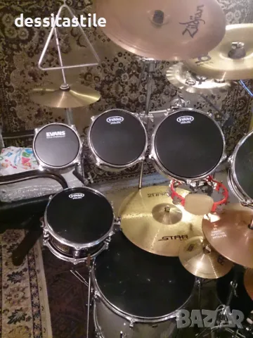 Голям комплект барабани Амати, снимка 4 - Ударни инструменти - 50032015