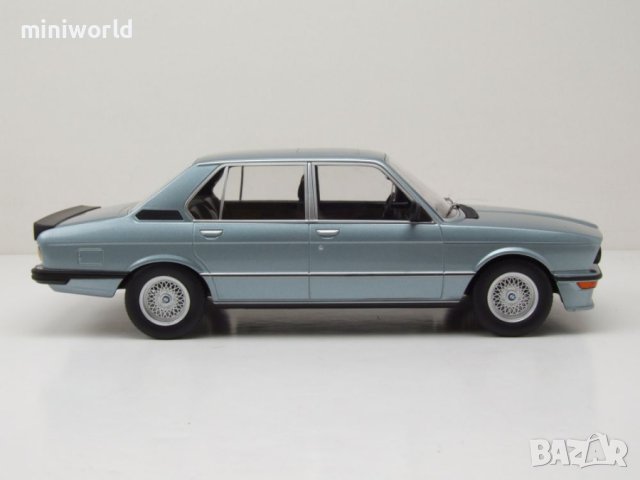 BMW M535i E12 1980 - мащаб 1:18 на Norev моделът е нов в кутия, снимка 4 - Колекции - 43115755