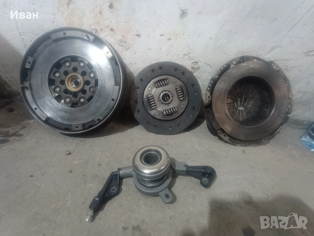 Съединител комплект 2.7cdi, снимка 3 - Части - 52863410