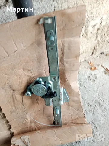 машинка за стъкло и повдигача за Suzuki grand vitara 2008