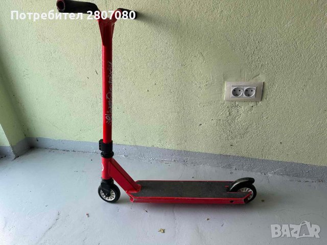 Тротинетка/и Dechatlon scooter mf one red, снимка 2 - Скейтборд, ховърборд, уейвборд - 43828778