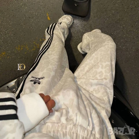 дамски екипи Adidas , снимка 3 - Спортни екипи - 50746369