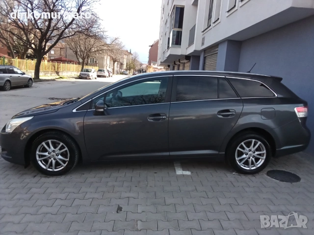 Toyota Avensis 2.0D4D-126kc. , снимка 4 - Автомобили и джипове - 53539653