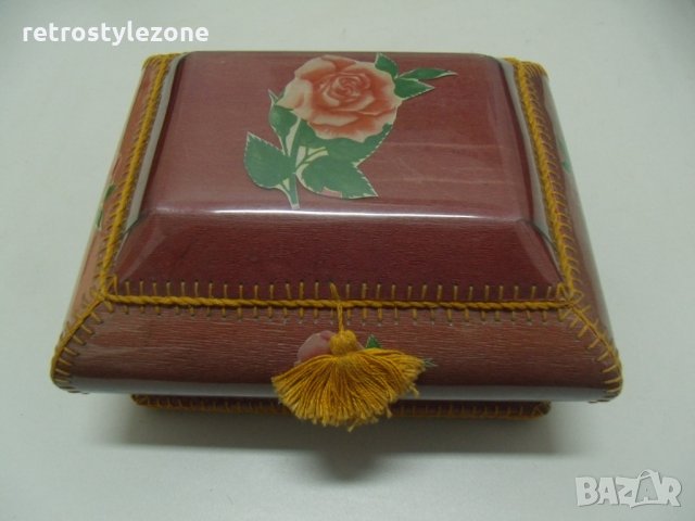 № 3425 стара кутия   - размери 18 / 15,5 / 10 см , снимка 2 - Други ценни предмети - 26483838