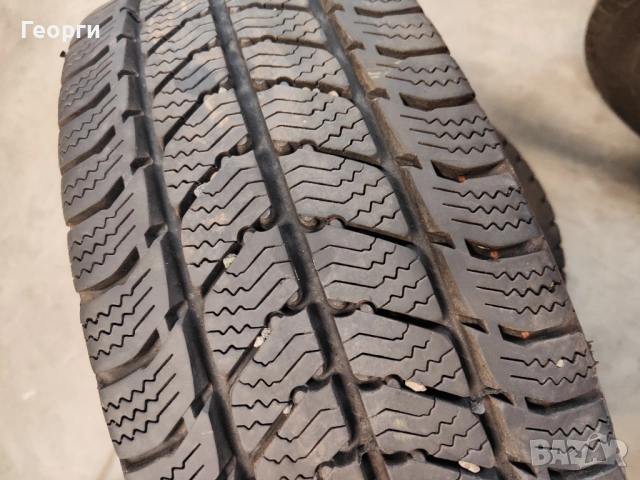 2бр.зимни гуми 205/65/16C Semperit