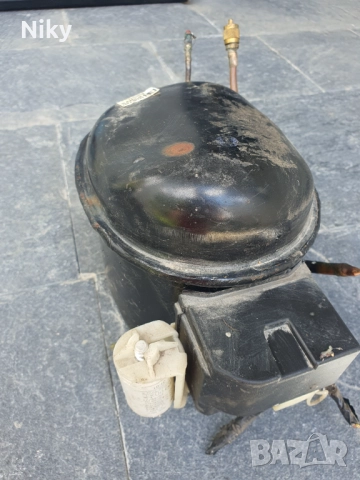 Компресор за хладилник , снимка 3 - Хладилници - 51756836