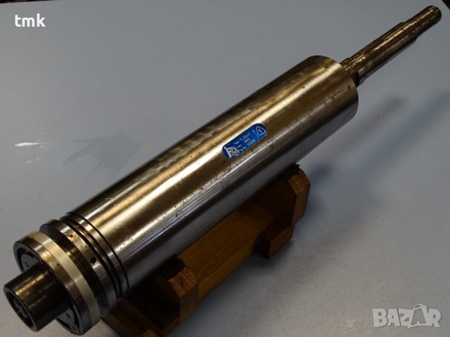 шпиндел за шлайф Femina 6.554/1 Ø80mm 2850 min-1, снимка 11 - Резервни части за машини - 37033581