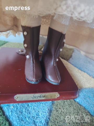 Порцеланова кукла Alberon Sophie , снимка 6 - Колекции - 53189287