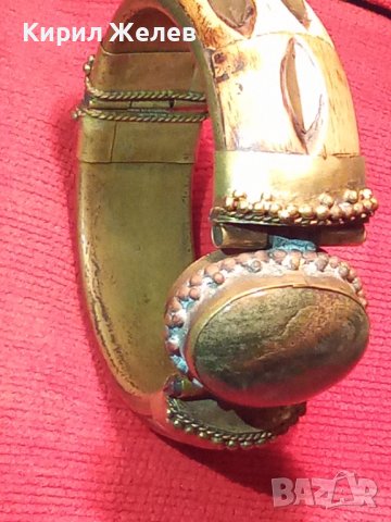 СТАРА НЕФРИТЕНА ТИБЕТСКА ЕТНОГРАФСКА БРОНЗОВА ГРИВНА с ОБКОВ от РОГ МАЙСТОРСКА РЪЧНА ИЗРАБОТКА 26205, снимка 18 - Антикварни и старинни предмети - 35996878