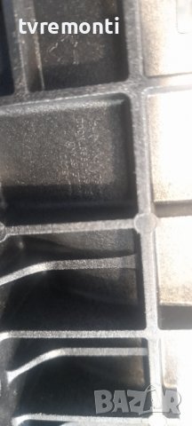 оригинална стойка от телевизор SAMSUNG модел UE48H5000, снимка 3 - Стойки, 3D очила, аксесоари - 36937487