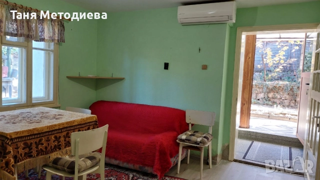 Масивна 2ет. къща 148м², двор 1126м², селскост. постройка 79м² кладенец - с. Слатина 25 км от Карлов, снимка 10 - Къщи - 52525050
