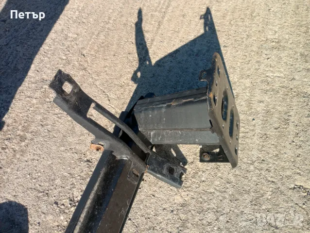 Основа предна броня Форд фиеста мк8 2017-2024г, снимка 2 - Части - 48687727