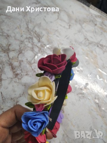 Диадеми със цветя, снимка 2 - Аксесоари за коса - 39965765