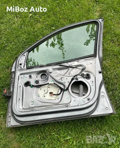 Врата предна дясна Фолксваген Голф 5 VW Golf, снимка 2 - Части - 50197154