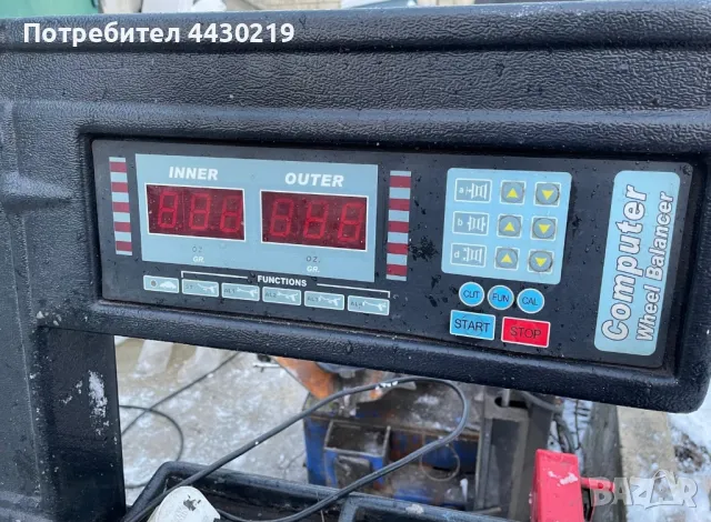 Продавам машина за баланс на гуми , снимка 4 - Вулканизатор, баланс на гуми - 49740147