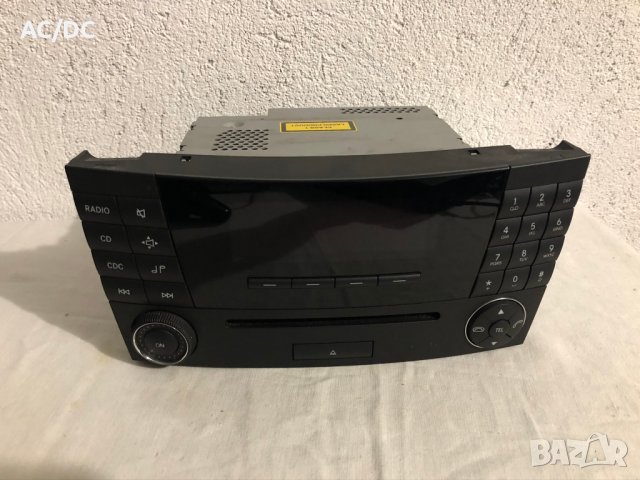 Mercedes Audio 20 MF2770 CD W211 S211 E-Class/2DIN/Авто СД, снимка 1 - Аксесоари и консумативи - 26986780