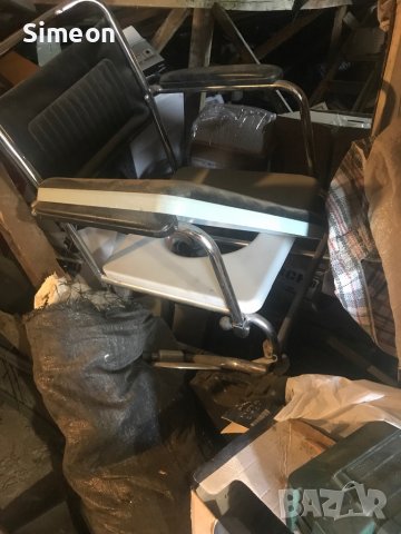 Инвалиденстол-тоалетна, снимка 1