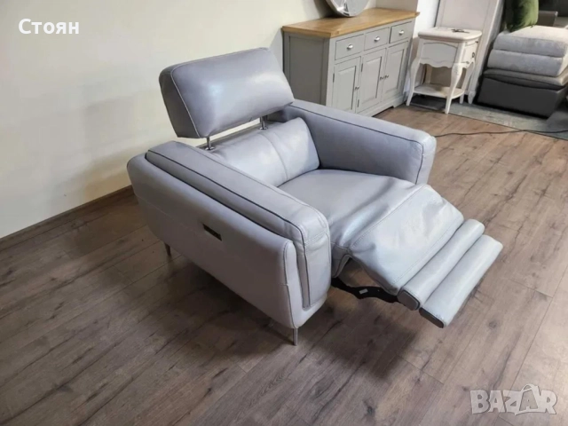 Сив кожен фотьойл с електрически релаксиращ механизъм, снимка 2 - Дивани и мека мебел - 52010545