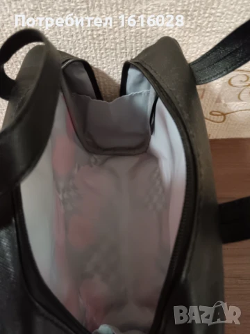 Козметична флорална чанта TAHARI, снимка 6 - Други - 51159098