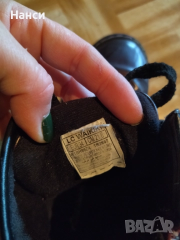 Кожени кецове Hello Kitty и кецове LC Waikiki , снимка 3 - Детски обувки - 31994268