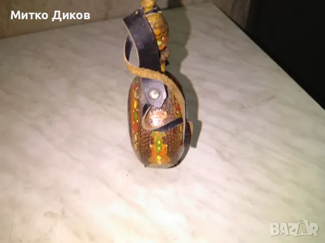 Бъклица от соца нова с каишка естествена кожа 250млл  Н-190мм и 110х57мм, снимка 3 - Колекции - 49589383