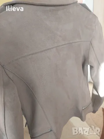 Модерно дамско късо яке, снимка 2 - Якета - 48559046
