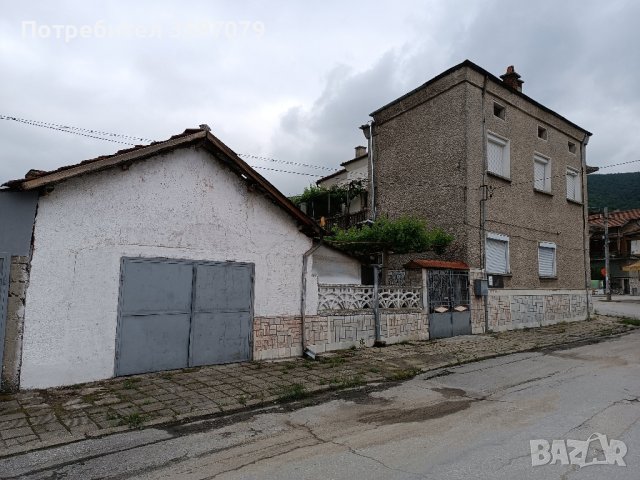 Къща на два етажа с. Бяга, снимка 10 - Къщи - 43048090