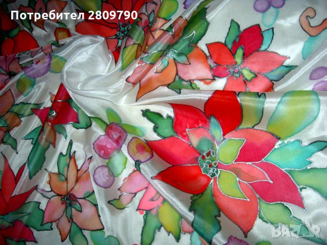 Чудесен шал от естествена коприна Коледна звезда / Wonderful shawl of natural silk Christmas star, снимка 6 - Шалове - 35278098