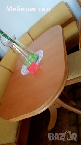 Трапезна маса