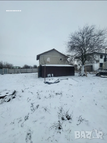 Продава се къща с двор – с. Славеево, обл. Добрич, снимка 5 - Вили - 53156909