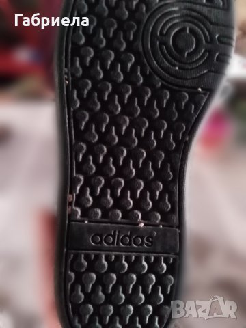 Адидас оригинални , снимка 2 - Маратонки - 28437092
