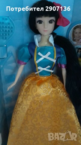 Снежанка пее и танцува с батерии