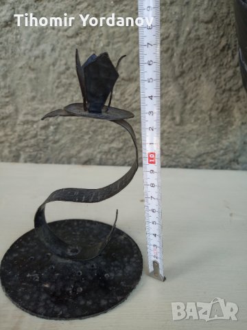 Свещник от ковано желязо, снимка 2 - Декорация за дома - 32877868