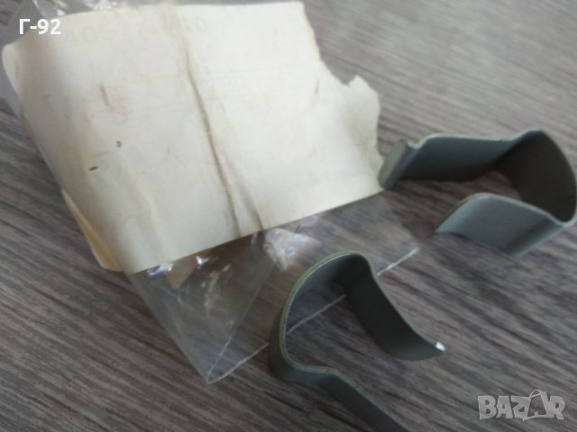 A9015040046**NEU**MERCEDES-BENZ**Държач на радиатора **, снимка 2 - Части - 33613109