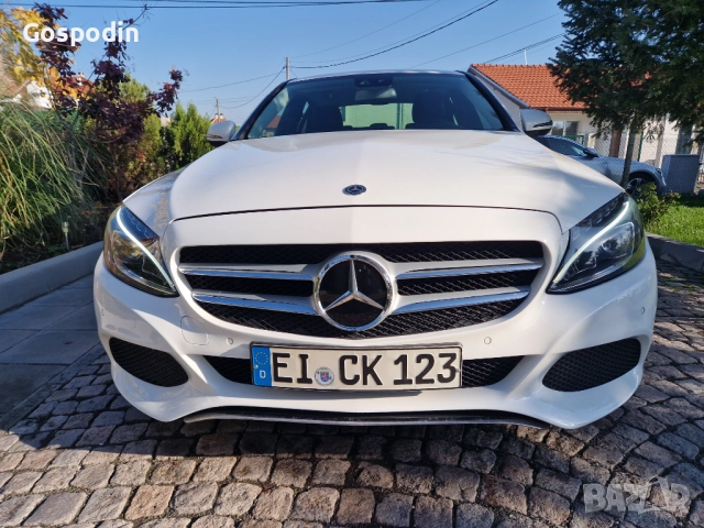 Mercedes-Benz C 300 2.0i Airmatic, снимка 2 - Автомобили и джипове - 52488734