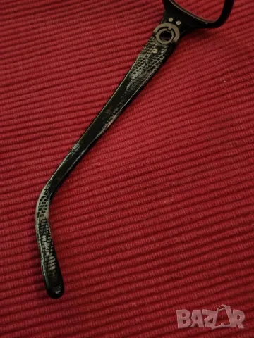 Дамска диоптрична рамка GUESS. , снимка 8 - Слънчеви и диоптрични очила - 50271505