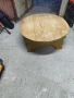 голям плетен куфар в много добро състояние и кръгла маса, снимка 7