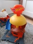 Детска писта Hot Wheels с аксесоари, снимка 6