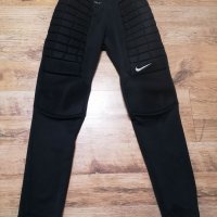 Вратарски панталон с подплънки. Nike , снимка 1 - Спортни дрехи, екипи - 37301191