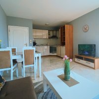 LUXURY SEA VIEW APARTMENT 25m. FROM THE BEACH !, снимка 6 - Квартири, нощувки - 38157972