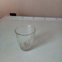 Стъклени чаши 12 броя-6 лева., снимка 1 - Чаши - 37564718