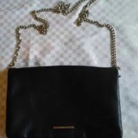 Дамска чанта Bershka-нова,черна,малка-Промоция до 25.10, снимка 1 - Чанти - 40807568