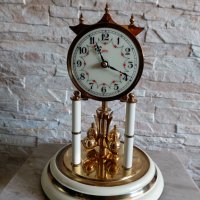 Настолен годишен механичен часовник, снимка 3 - Антикварни и старинни предмети - 40577375