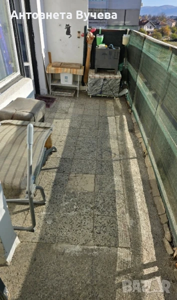 Двустаен апартамент в Ихтиман с гараж, снимка 1