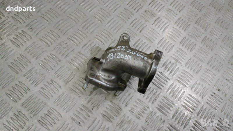 Тръба дроселова клапа Toyota Corolla 2.0D4D 116hp 2004г.	, снимка 1