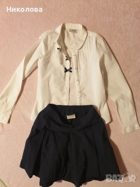 Продавам детски комплект от уайкики, синя плисирана поличка и бяла риза, размер 128-134 см, снимка 1